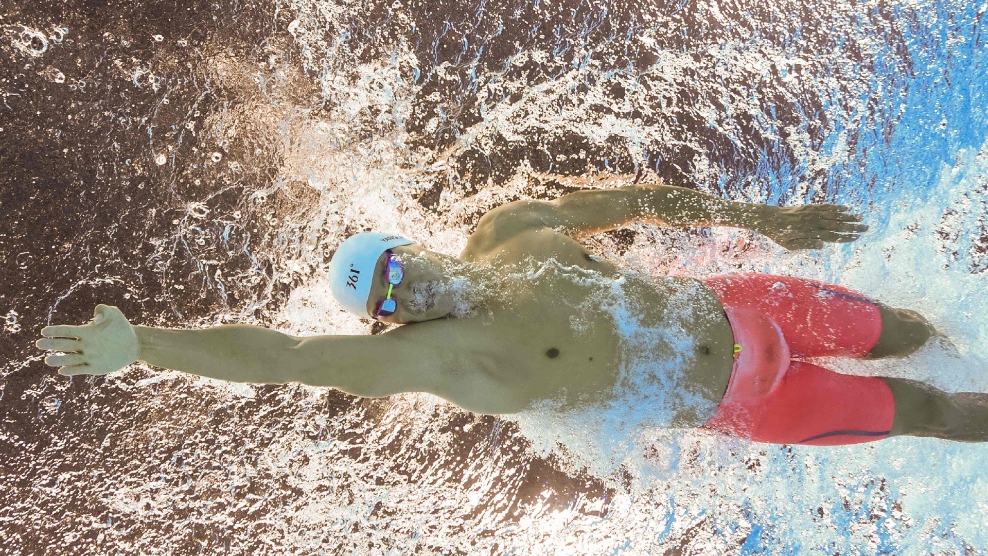 努涅斯点燃赛场，尼日利亚决胜局带走马赛，非洲足球的火焰与新生