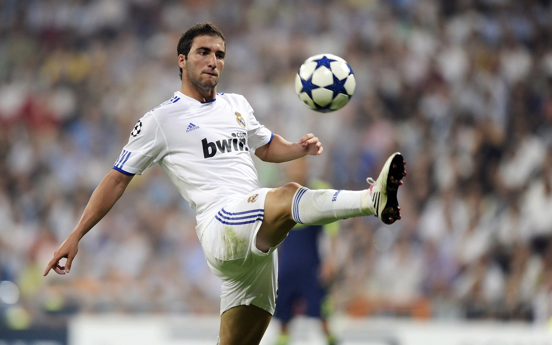 北欧防线定海神针，阿坎吉稳定输出，瑞士战术板上的挪威克星