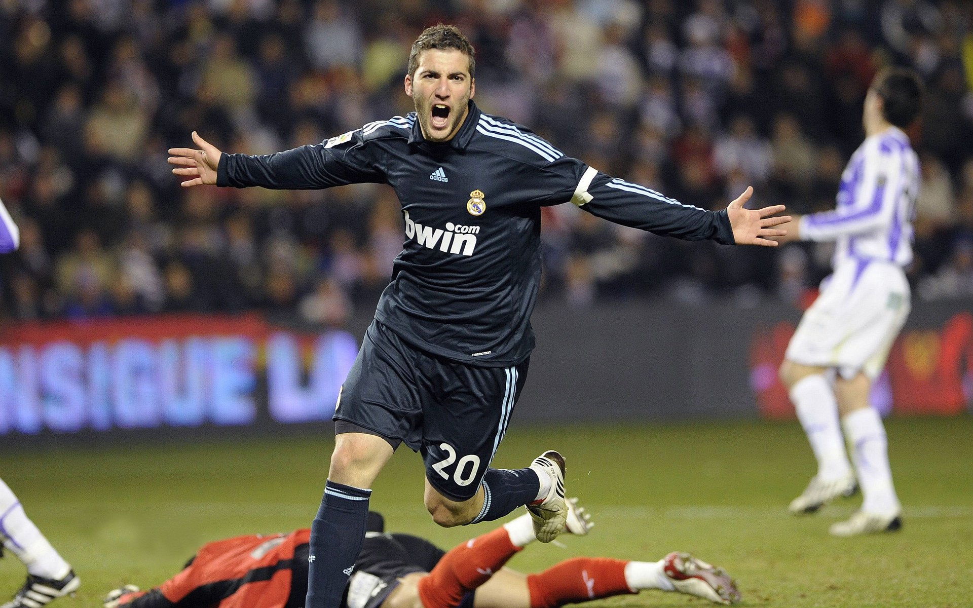 西决生死战焦点战，骑士火力全开，魔术难逃压制宿命