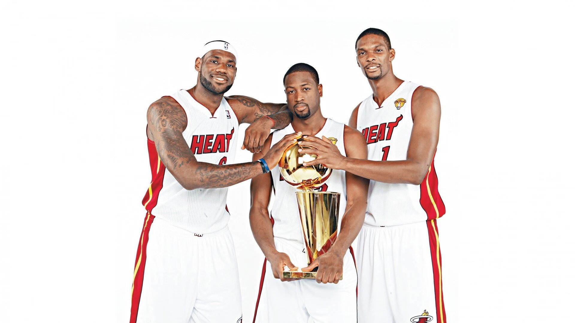 当小贾伦在英超接管比赛，雄鹿已在NBA强压黄蜂